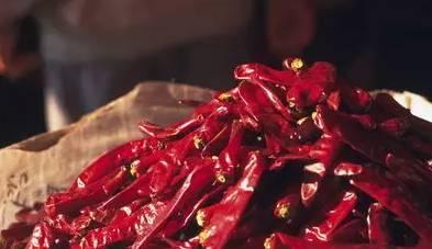 网红吃瓜视频干仗,一场网络狂欢背后的真相